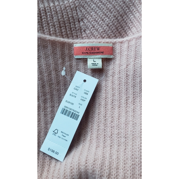 36. J.Crew Ribbed cashmere oversized V-neck sweater - Picture 9 of 9